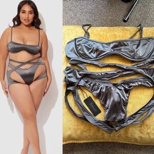 Frederick's Of Hollywood Set XL Gray Satin Balconette Thong Underwire Garter